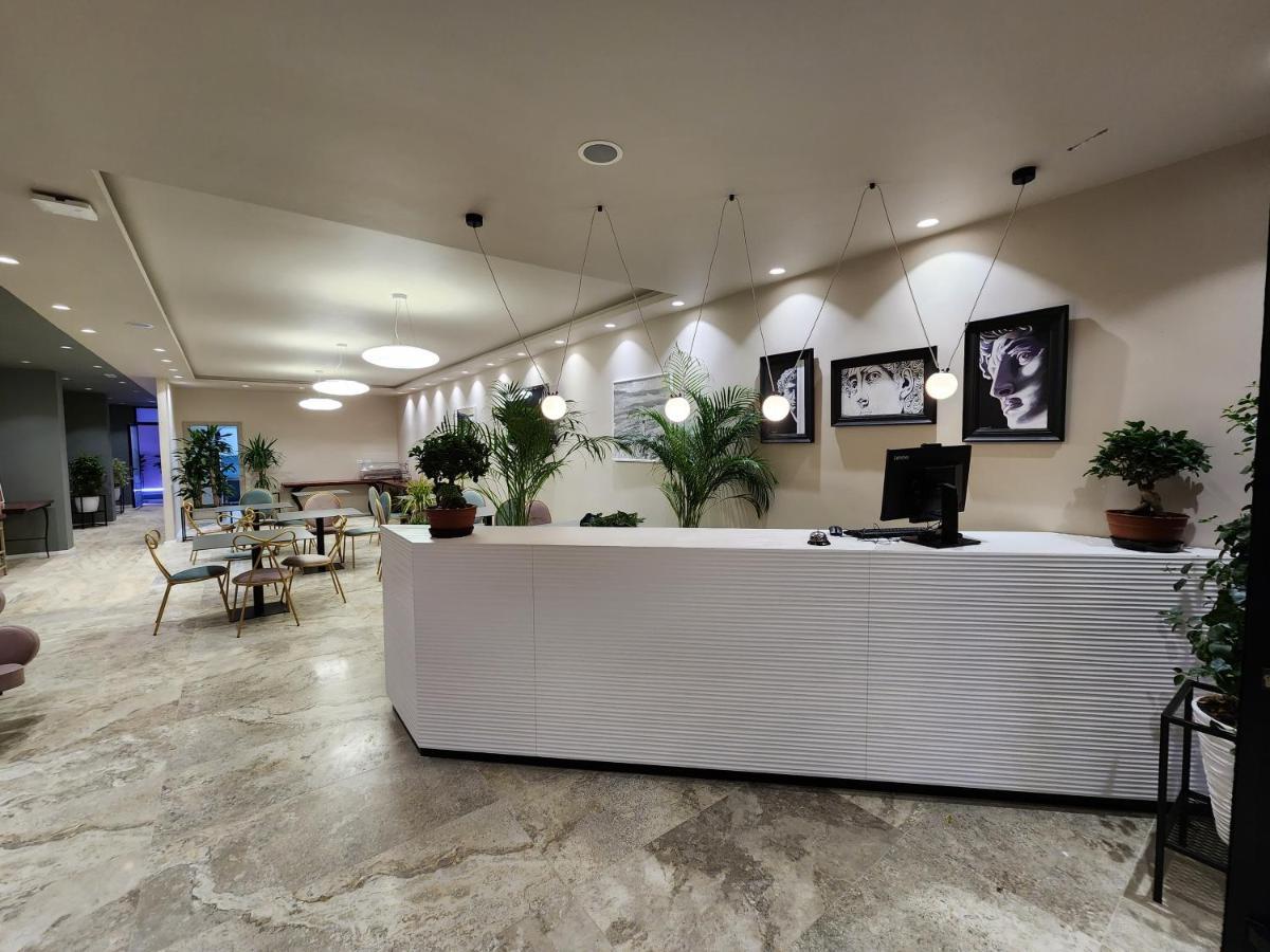 Festim Villa Hotel Vlorë Extérieur photo