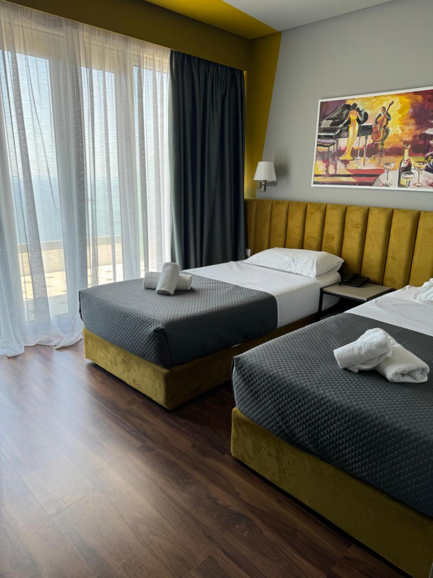 Festim Villa Hotel Vlorë Extérieur photo